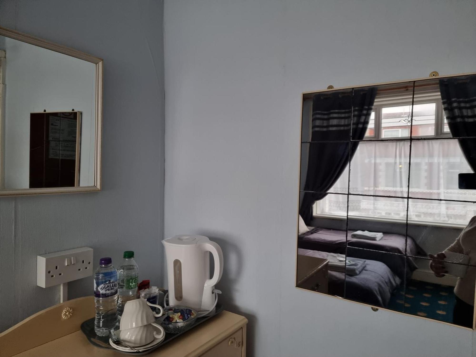 The Glen Stuart Hotel 블랙풀 객실 사진